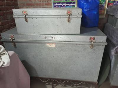 Used Steel Peti & Trunk for Sale