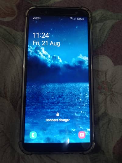 Samsung Mobile J6