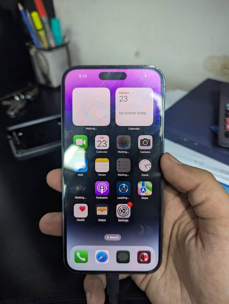 Apple iPhone 14 Pro Max 1