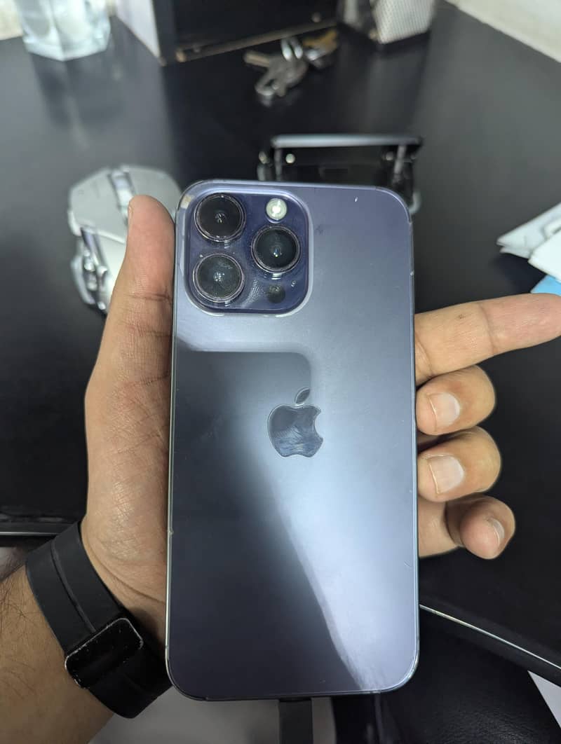 Apple iPhone 14 Pro Max 2