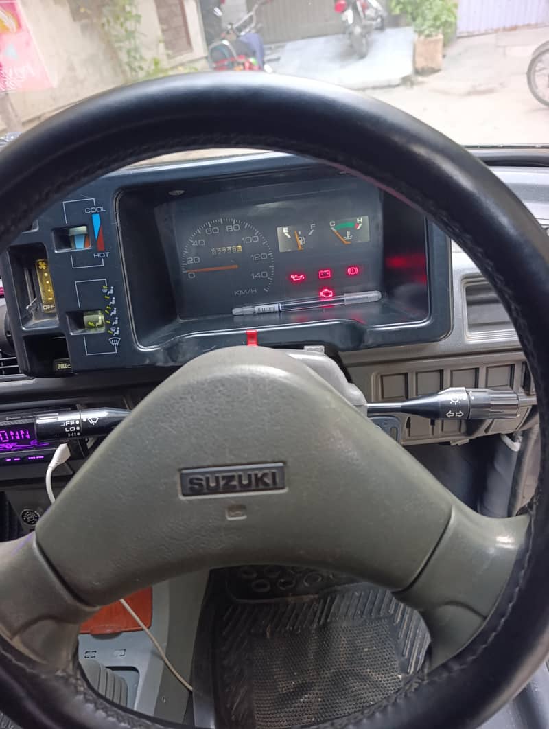 Suzuki Mehran VXR 2016 1