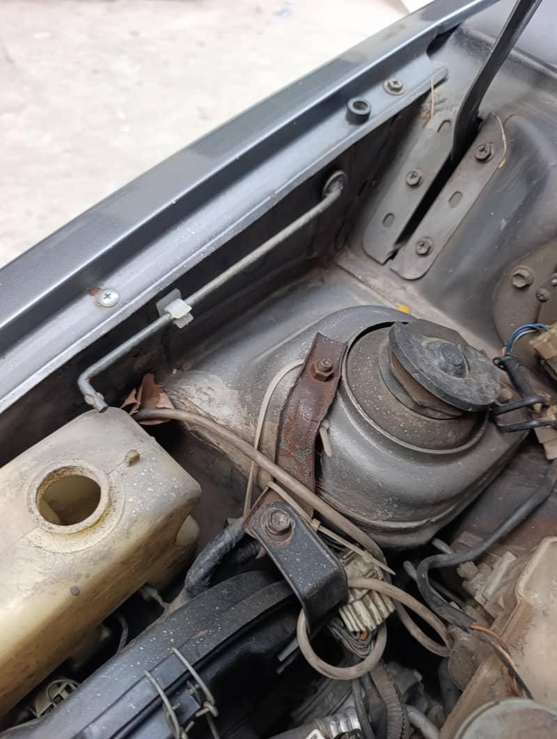 Suzuki Mehran VXR 2016 12