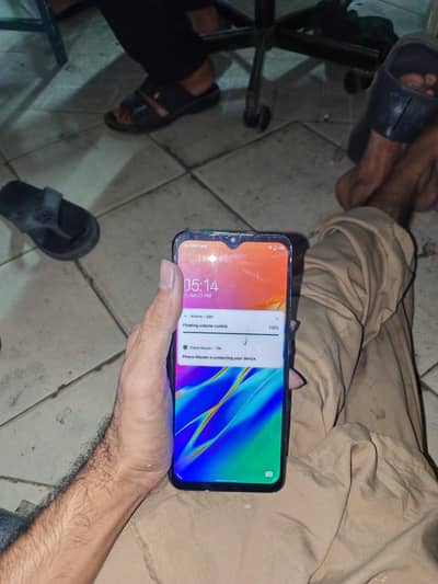 Tecno Pouvoir 4