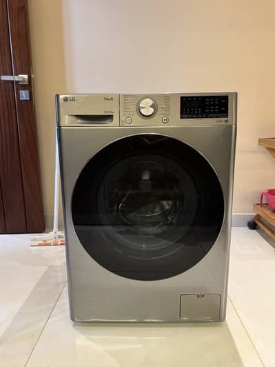 LG ThinQ Washing Machine 10.5/7 KG – Like New