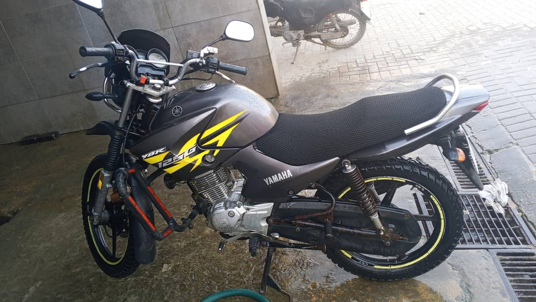 YBR 125 G 0