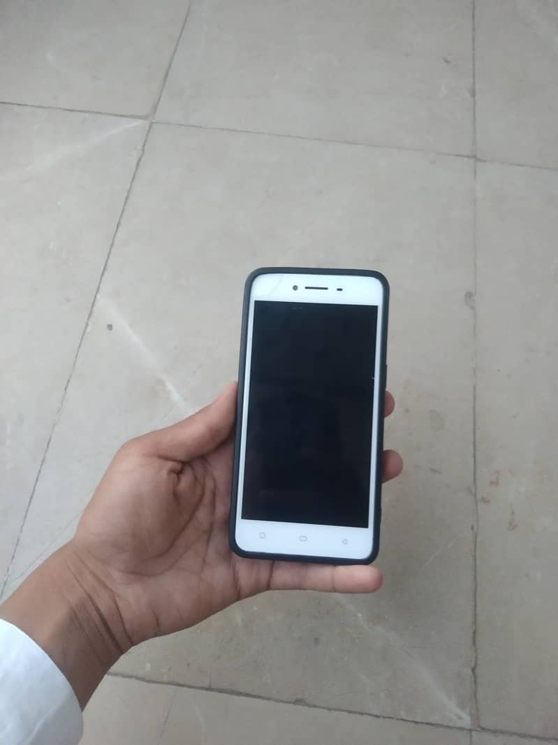 OPPO A37 0