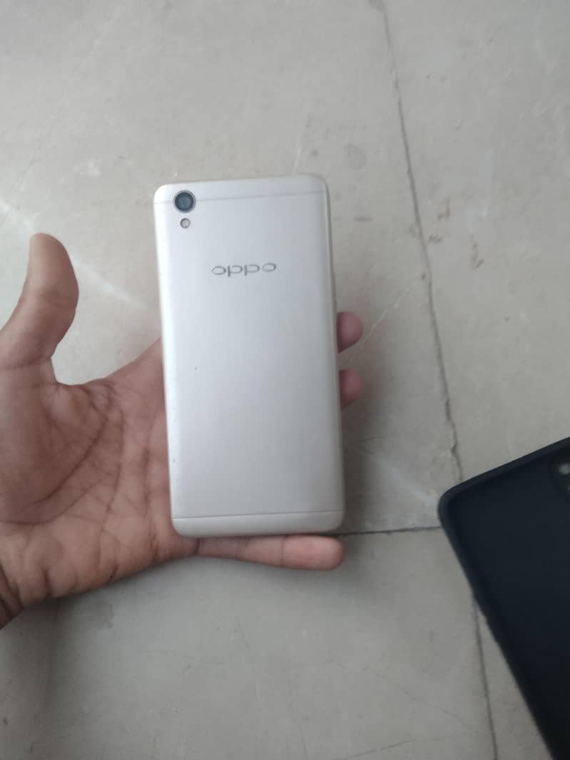OPPO A37 1
