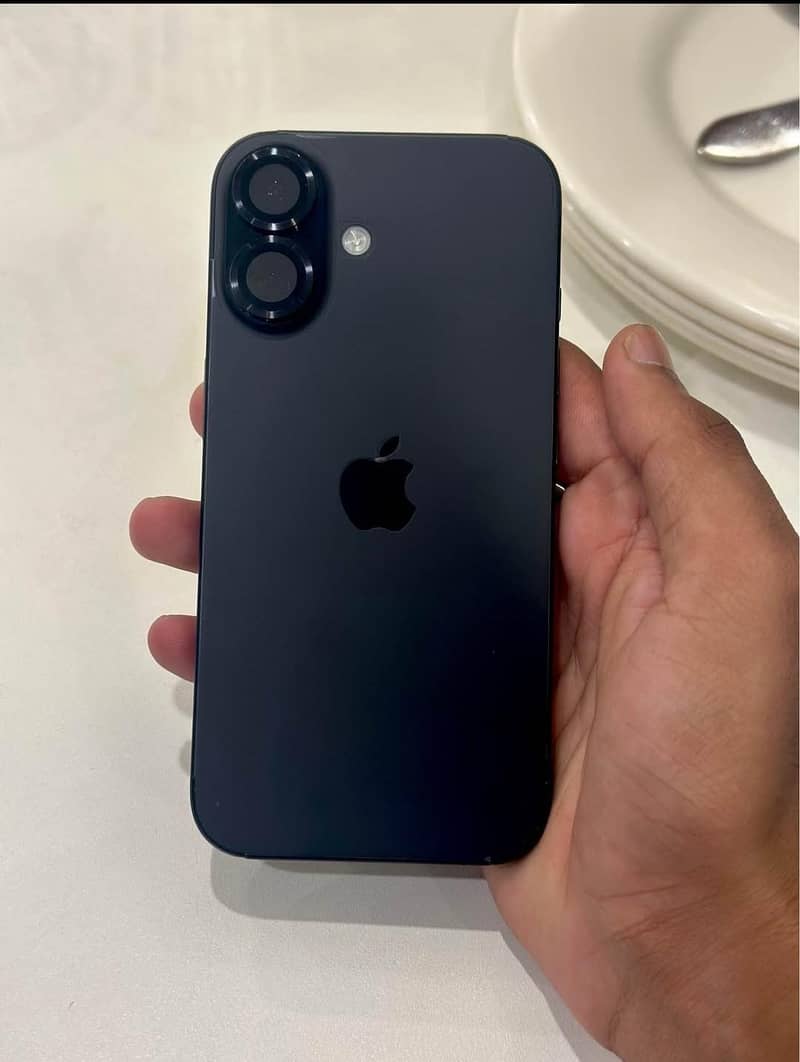 Apple iPhone 16 MDM 5