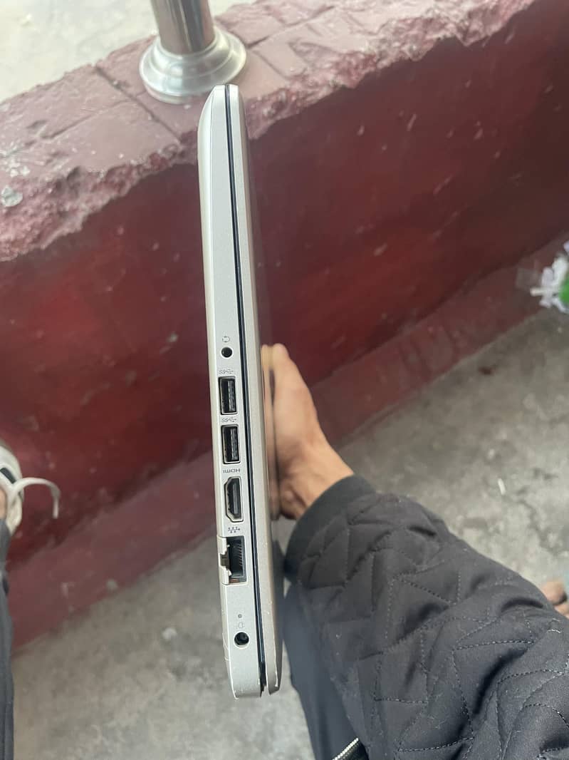 HP laptop 3