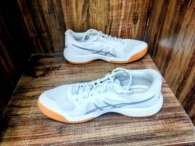 Asics squash shose