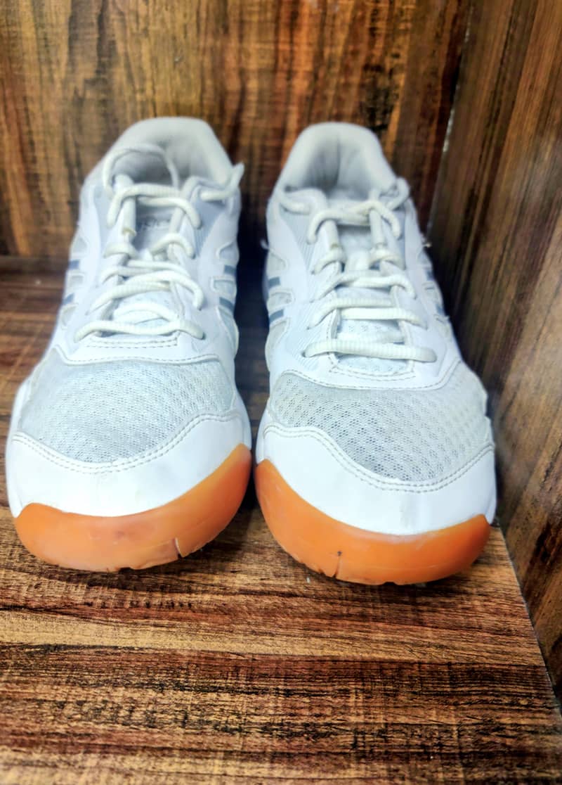 Asics squash shose 1