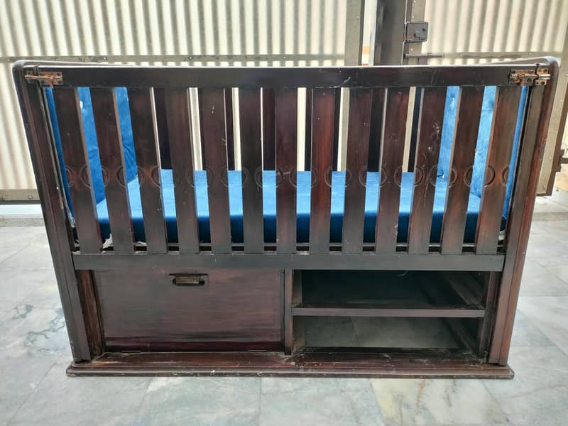 Baby Cot 0