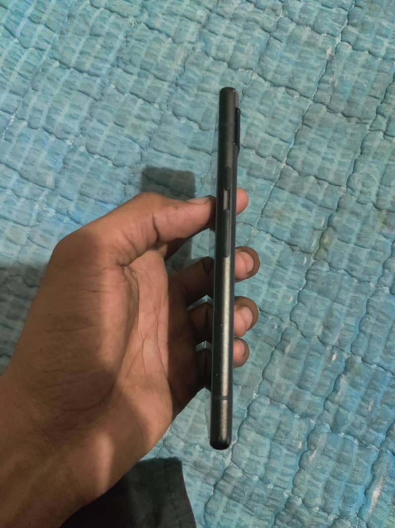 Google Pixel 6a 5
