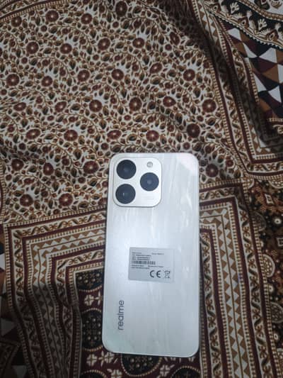 Realme 15T   8gb/256gb