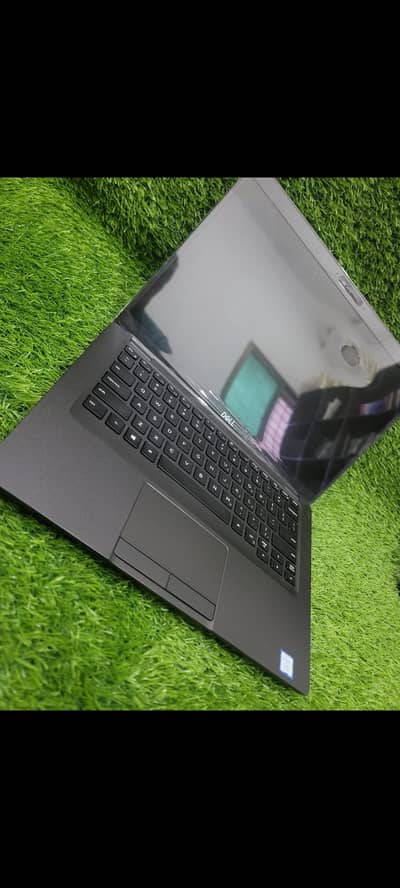 Dell 5400 intel 8th gen New condition