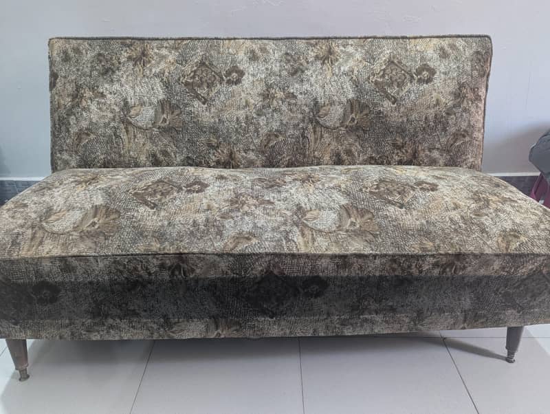 2 seater sofa 0