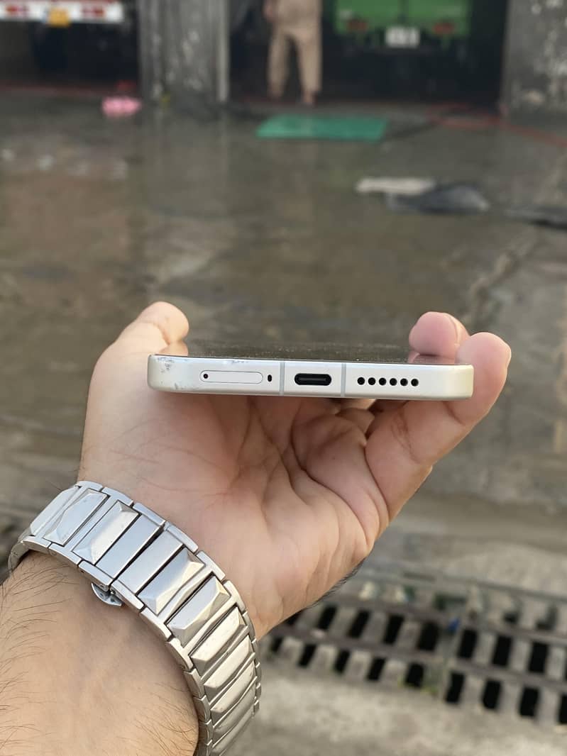 Xiaomi 17 Pro Max 4
