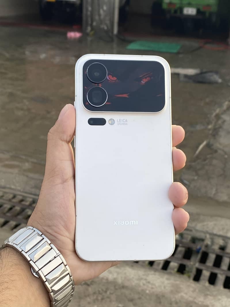 Xiaomi 17 Pro Max 6