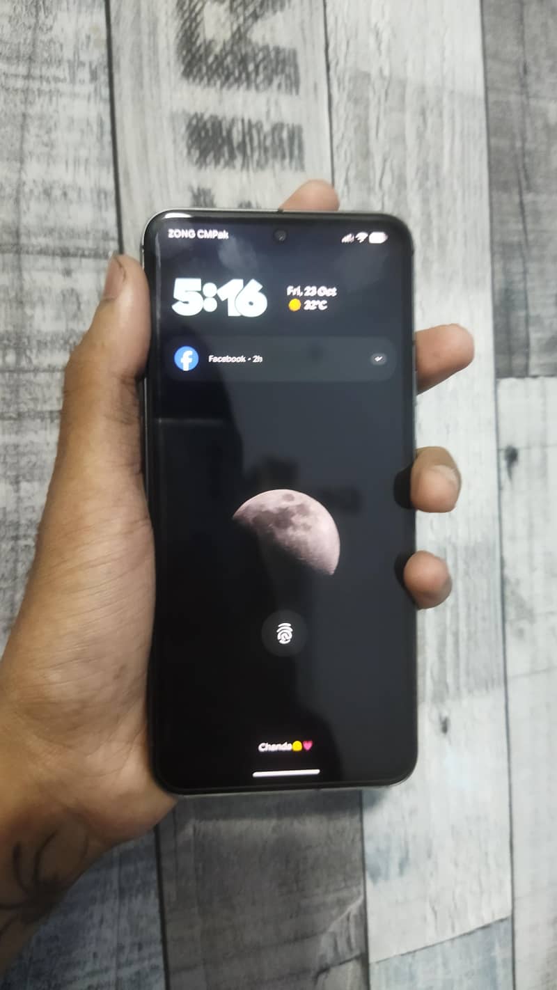 Google Pixel 8 Mint Condition 1