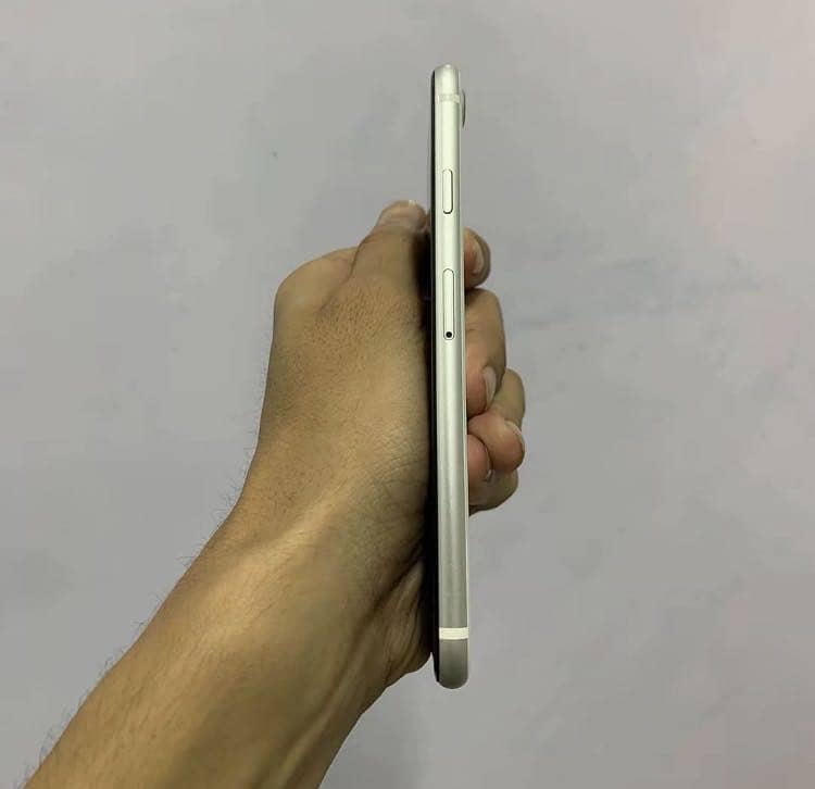 Apple iPhone SE 2020 2
