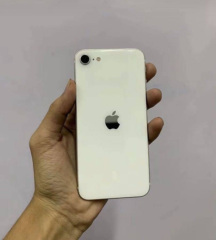Apple iPhone SE 2020 4