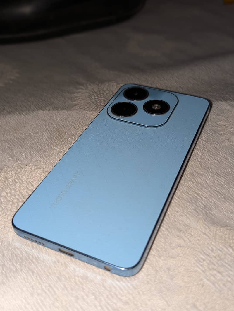 Tecno Spark 20 0