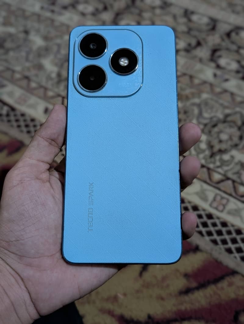 Tecno Spark 20 1