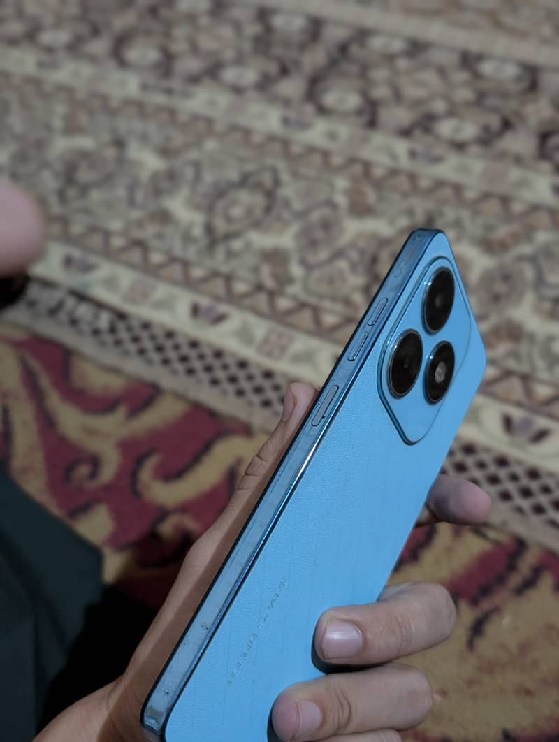 Tecno Spark 20 3
