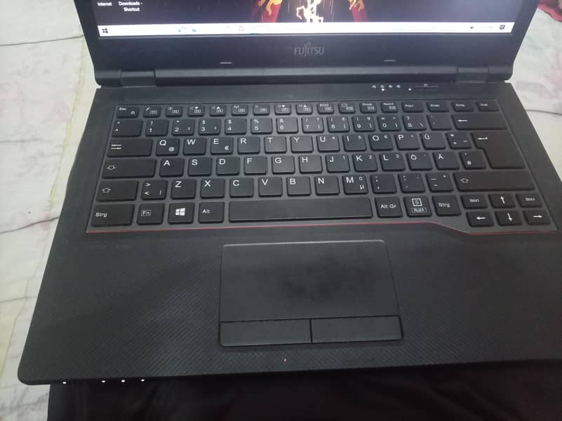 fujitsu laptop OK condition 7 /10 - Laptops - 1120793367