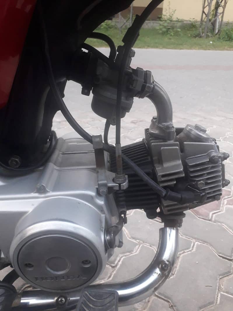 Honda cd 70 8