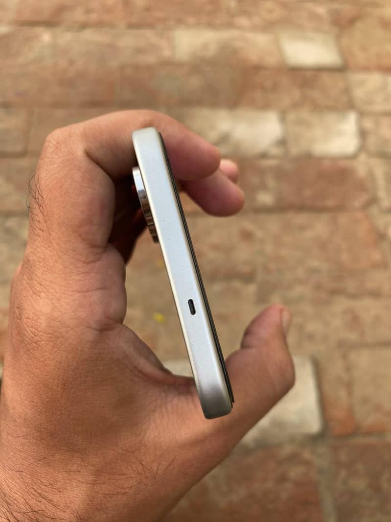 Tecno Spark 40 Pro 2