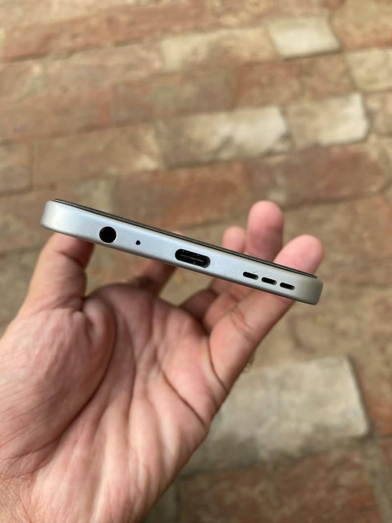 Tecno Spark 40 Pro 5