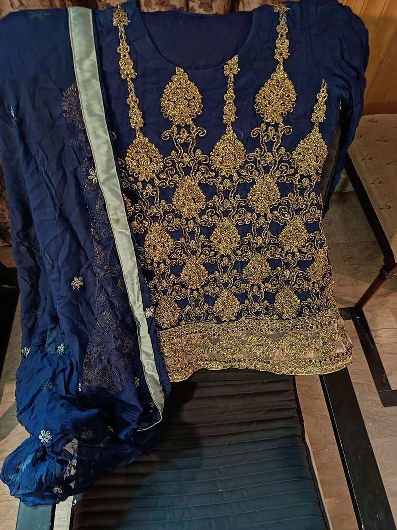 dresses 14