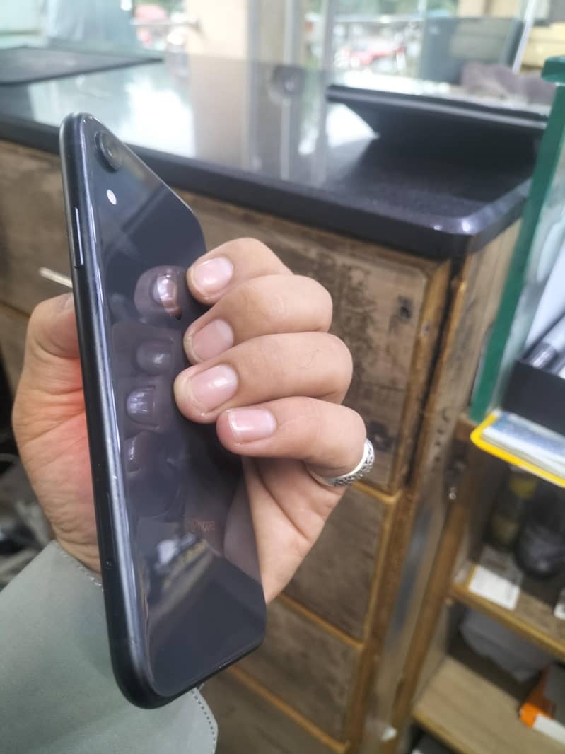 Apple iPhone 13 Pro 9