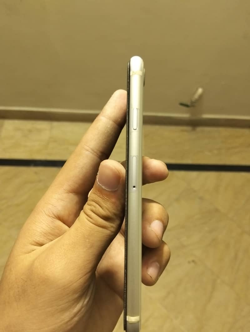 Apple iPhone SE 2