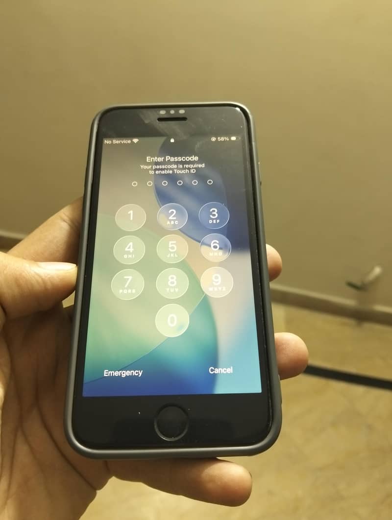 Apple iPhone SE 7