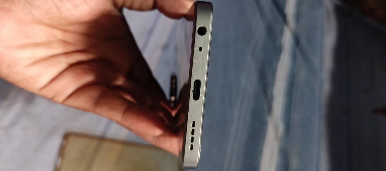 Realme C67 3