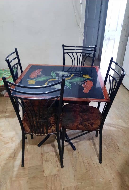 Iron Dinning Table 0