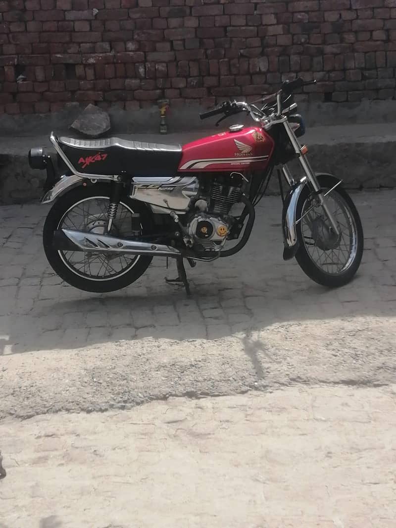HONDA 125 SELFSTART 0
