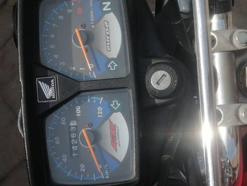 HONDA 125 SELFSTART 2