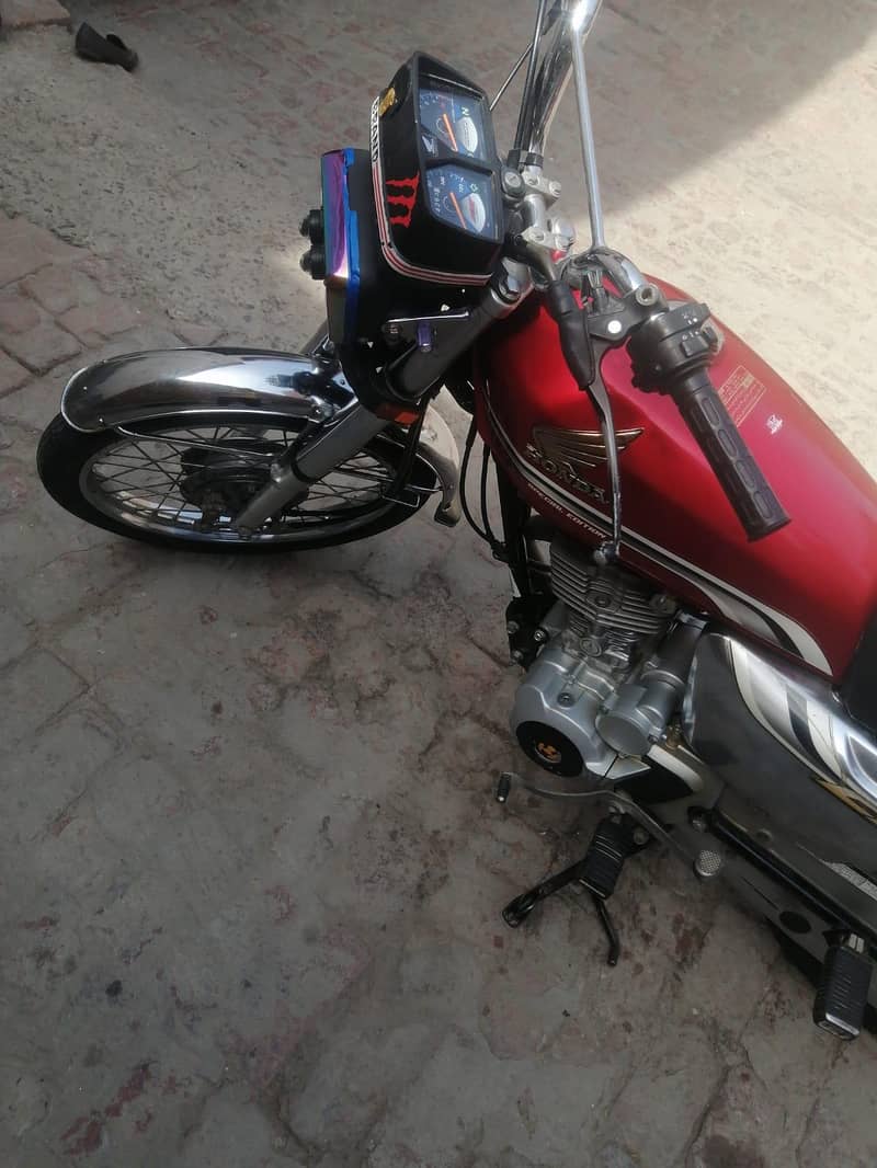 HONDA 125 SELFSTART 7