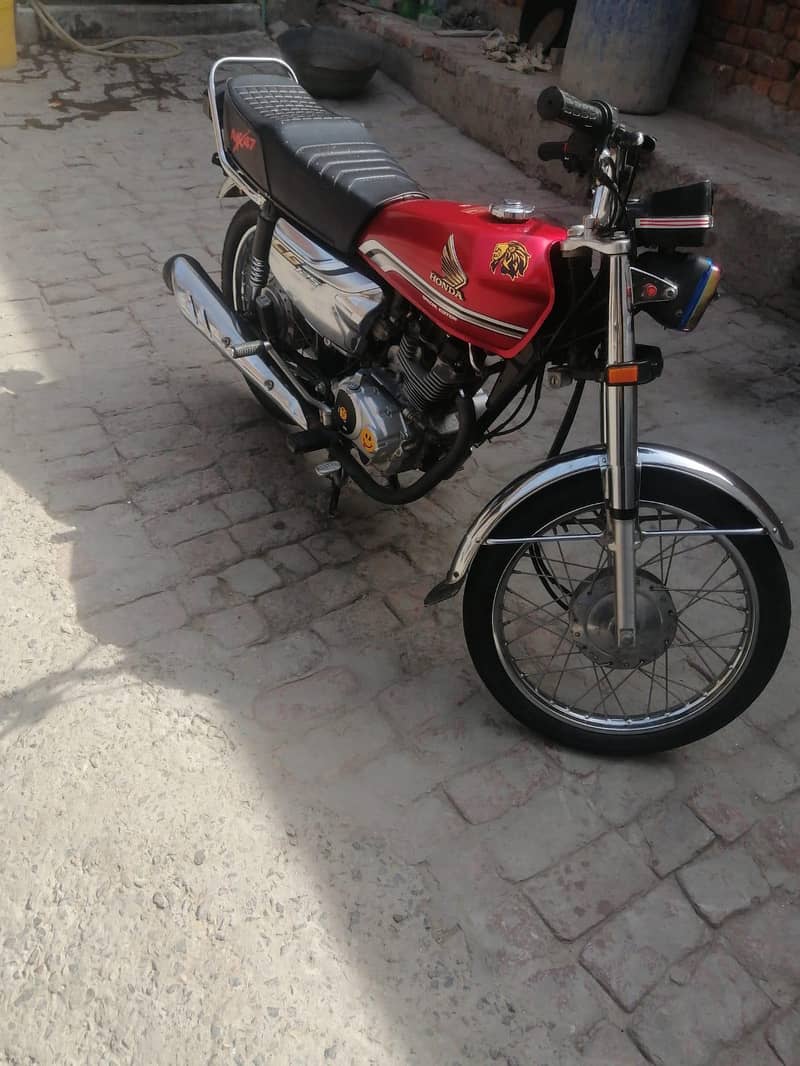 HONDA 125 SELFSTART 9
