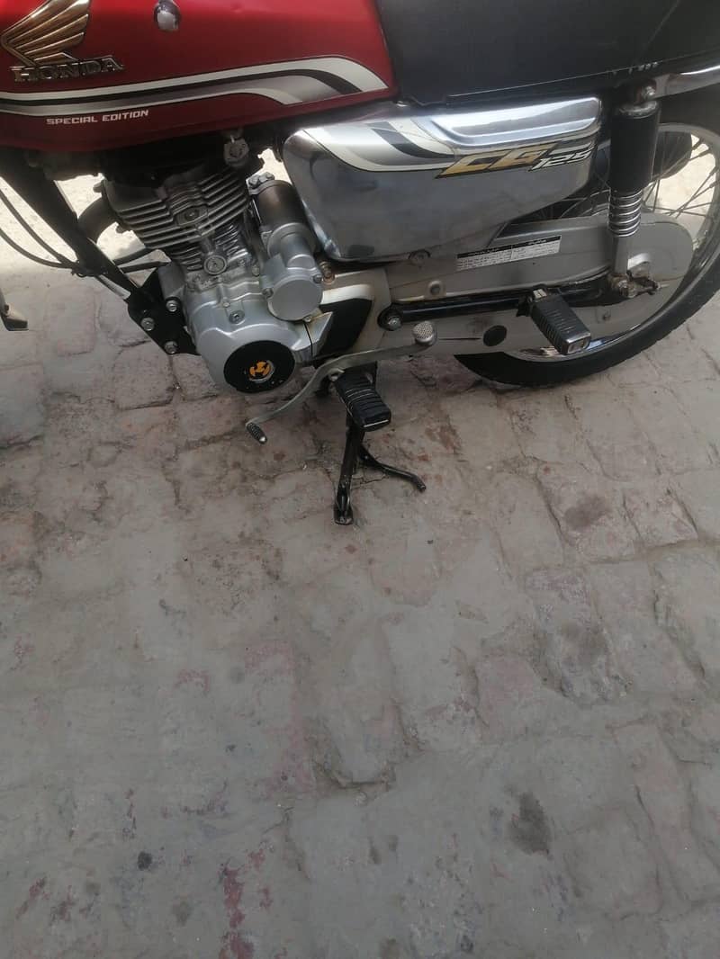 HONDA 125 SELFSTART 10