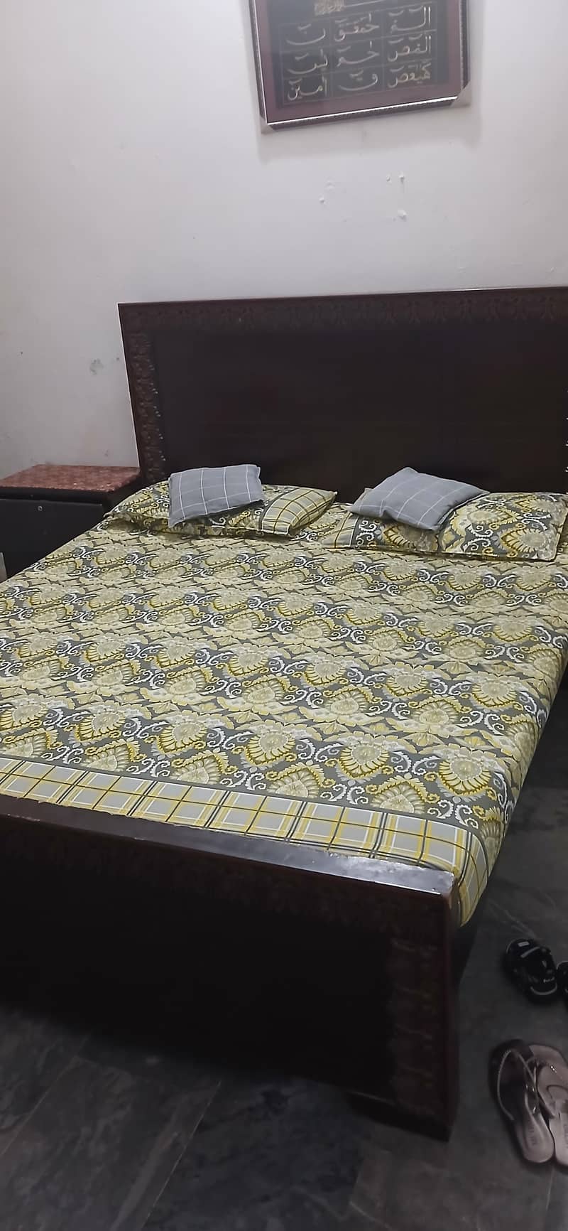 bed with side tables and dressing 0