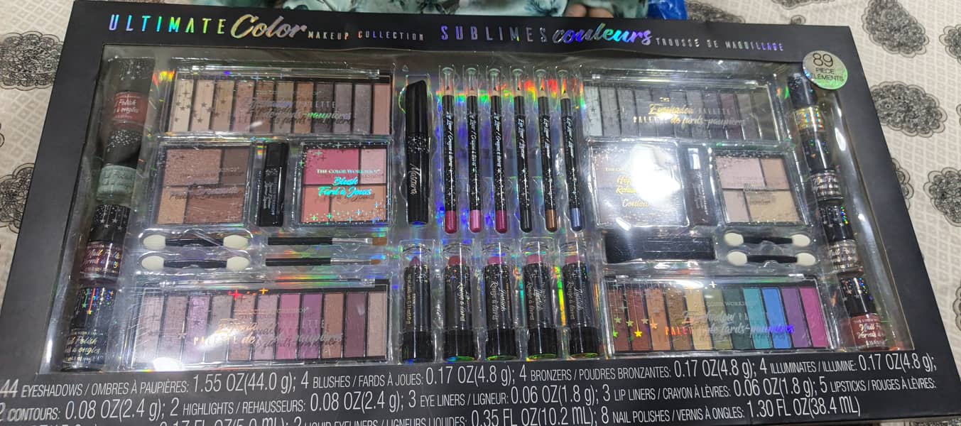 Makeup kit brand new 0