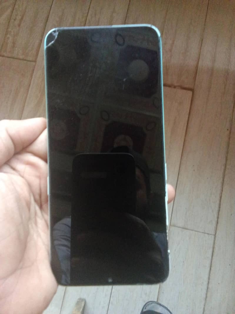OPPO A31 0
