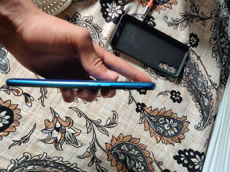 realme 6 3