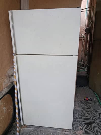 Frigidaire refrigerator