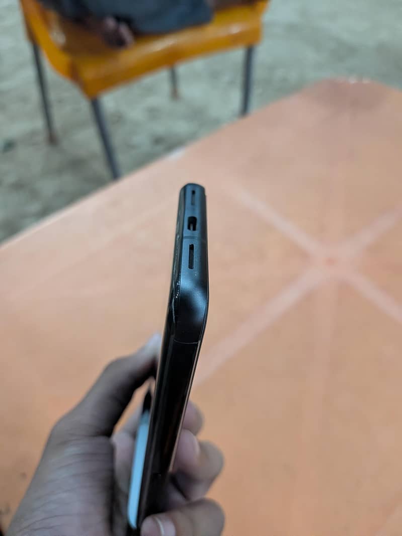 Google Pixel 8 3