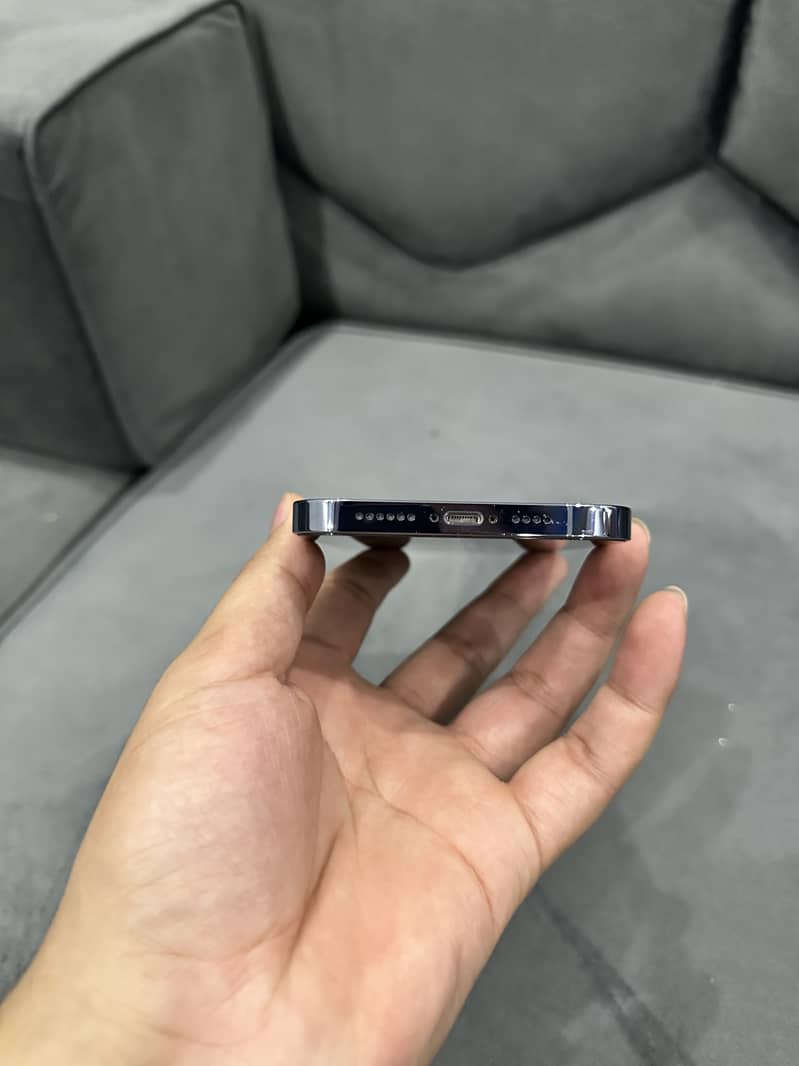 Apple iPhone 13 Pro Max PTA 4